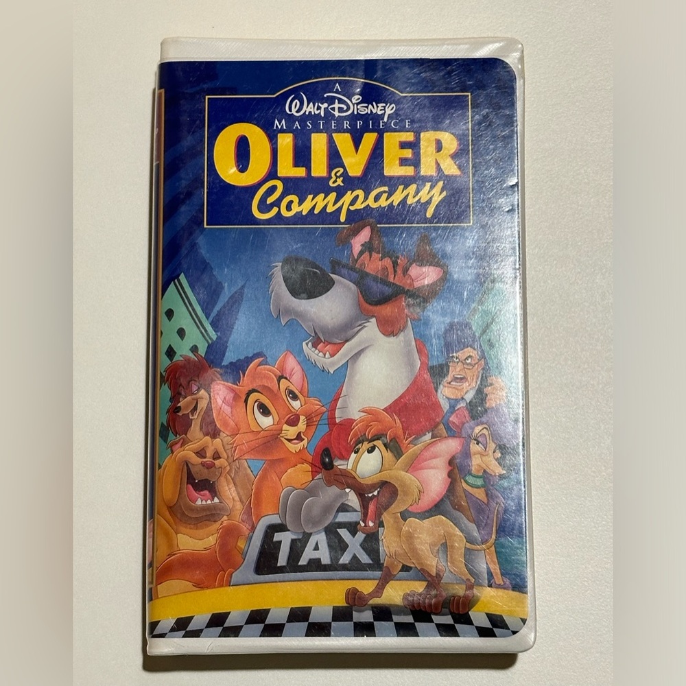 Vintage Walt Disney Masterpiece. Oliver & Company VHS Tape